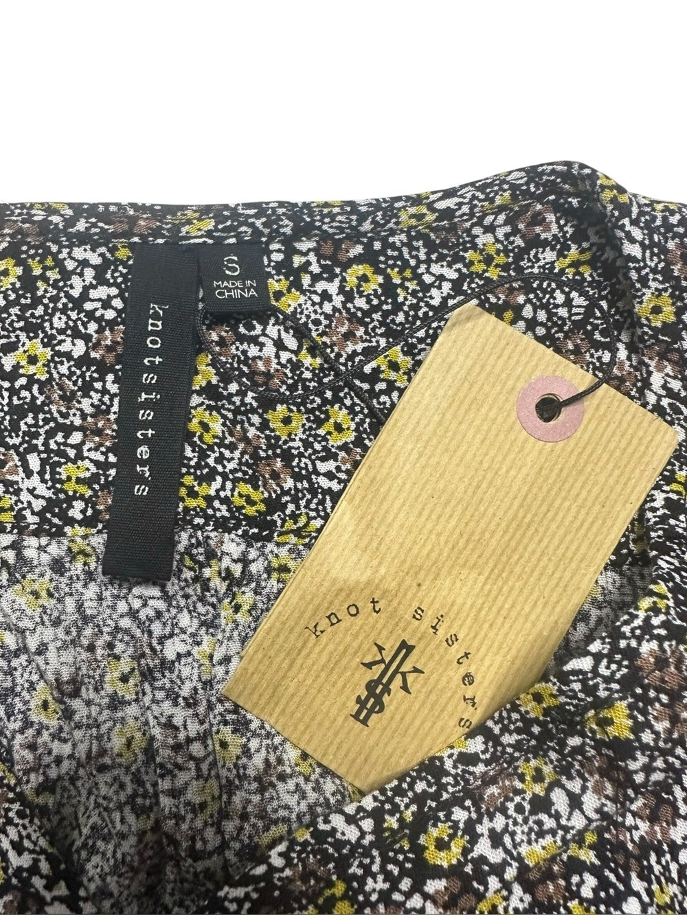 NWT Knotsisters V-Neck Long Sleeve Floral Blouse, Black with smocked waistband - Picture 5 of 9